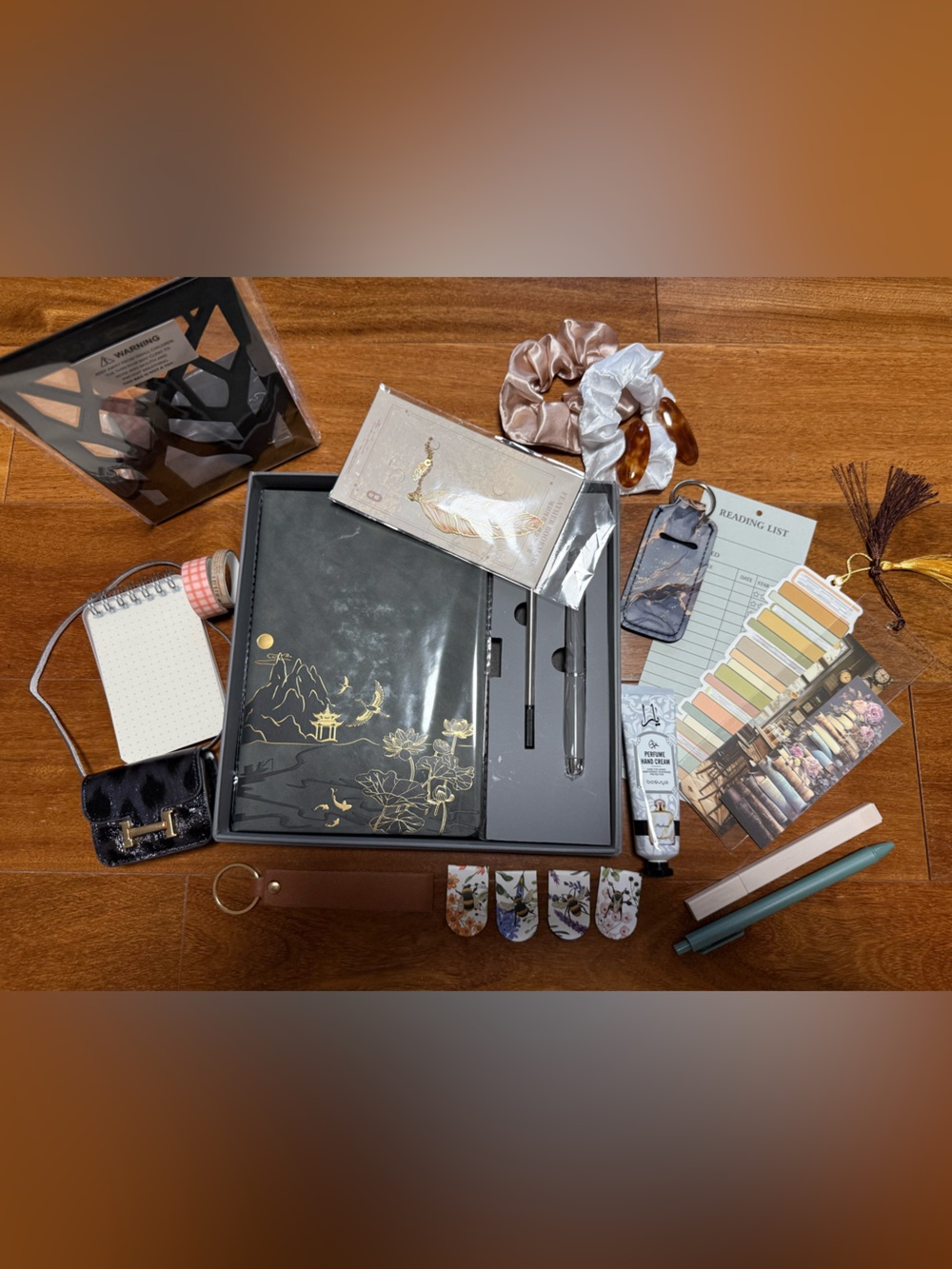 Gray Boxed Leather Journal Set with Gold Foil Design